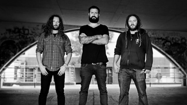 Instrumental Hard Rock / Fusion Group DAMIAN MURDOCH TRIO Sign With Prosthetic Records; New Album Due This Fall