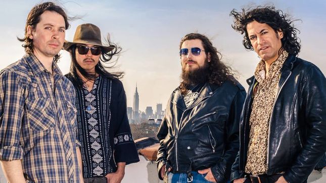 NYC Rockers MIRROR QUEEN To Release New Album In April