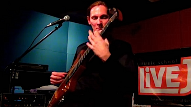 MADMEN & SINNERS Mastermind TIM DONAHUE Posts Live Harp Guitar Performance