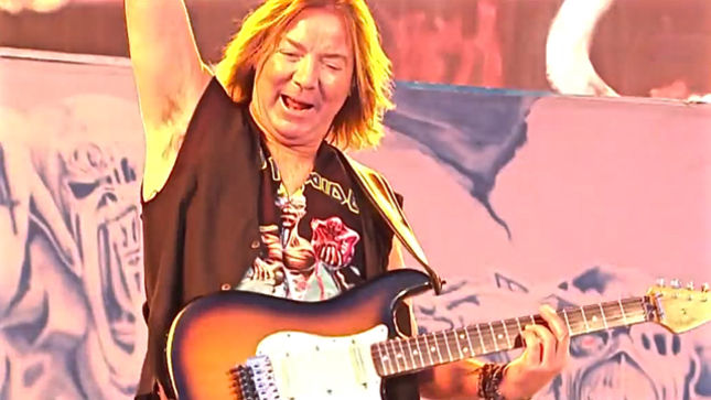 IRON MAIDEN’s Dave Murray Discusses Rapid-Fire Recordings For The Book Of Souls - “Basically We Were Flying By The Seat Of Our Pants Because We Never Knew What Was Coming Next”