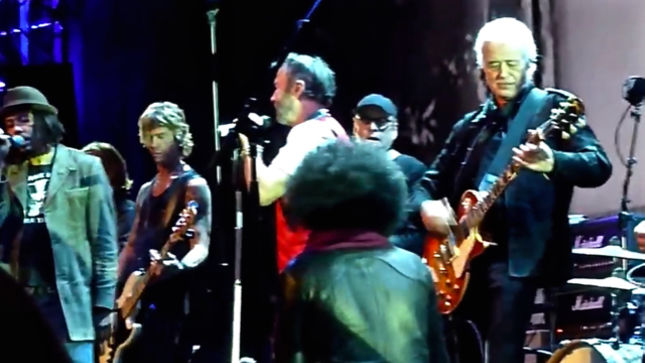 JIMMY PAGE Performs LED ZEPPELIN Classic “Rock And Roll” With GUNS N’ ROSES, ALICE IN CHAINS, THE FIRM Members And More; Video