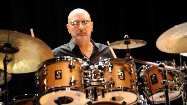 Drummer STEVE SMITH On Touring With JOURNEY - "I Am Excited To Revisit A Role That Was A Formative Part Of My Career"
