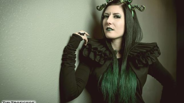 CRADLE OF FILTH Backing Vocalist LINDSAY SCHOOLCRAFT - "I'm Glad That I Didn't Give Up When People Would Tell Me I Wasn't Good Enough"